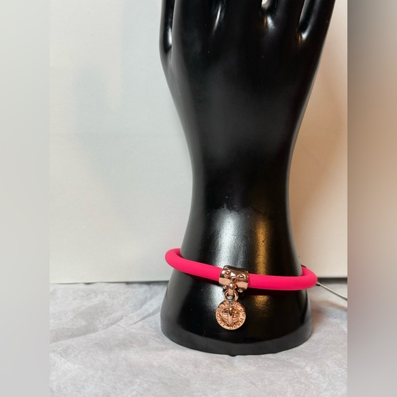 Marc Jacobs Pink and Gold Elegant Bracelet - Picture 4 of 4